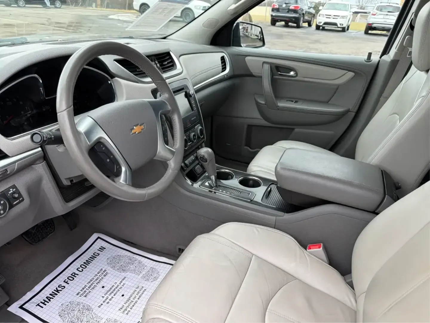 2016 Chevrolet Traverse 2LT (1GNKVHKD0GJ) with an 3.6L V-6 gasoline direct injection engine, 6-Speed Automatic transmission, located at 401 Woodman Dr, Riverside, OH, 45431, (937) 908-9800, 39.760899, -84.123421 - Pack up the kids, cue up the playlist, and point the GPS toward your next weekend getaway-this 2016 Chevrolet Traverse 2LT is the kind of roomy, confident SUV that makes school runs, long commutes, and road trips out of Riverside feel easy and comfortable. With seating flexibility, family-friendly s - Photo#9