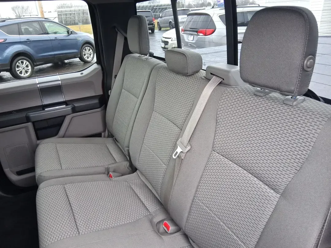 2016 Ford F-150 XLT (1FTEW1EP1GK) with an 2.7L V6 DOHC 24V engine, 6A transmission, located at 8750 N County Rd 25A, Piqua, OH, 45356, (937) 908-9800, 40.164391, -84.232513 - Need one truck that can handle weekday work runs, Saturday projects, and a last-minute road trip up I75 without breaking a sweat? This 2016 Ford F150 XLT Crew Cab 4WD is built for the doitall lifestyle-room for the crew, confidence in Ohio weather, and the capability to tow, haul, and explore while - Photo#10