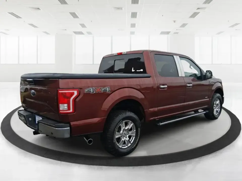 2016 Ford F-150 XLT (1FTEW1EP1GK) with an 2.7L V6 DOHC 24V engine, 6A transmission, located at 8750 N County Rd 25A, Piqua, OH, 45356, (937) 908-9800, 40.164391, -84.232513 - Need one truck that can handle weekday work runs, Saturday projects, and a last-minute road trip up I75 without breaking a sweat? This 2016 Ford F150 XLT Crew Cab 4WD is built for the doitall lifestyle-room for the crew, confidence in Ohio weather, and the capability to tow, haul, and explore while - Photo#2