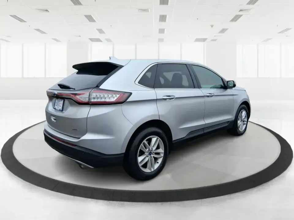 2018 Ford Edge SEL (2FMPK4J95JB) with an 2.0L L4 DOHC 16V engine, 6A transmission, located at 880 E. National Road, Vandalia, OH, 45377, (937) 908-9800, 39.891918, -84.183594 - Load up the family, point the hood toward a weekend getaway, and enjoy the confident, all-weather versatility that makes an SUV the go-to choice in Ohio-this 2018 Ford Edge SEL is built for real life, from school runs and grocery trips to road trips out toward Indian Lake or a day exploring downtown - Photo#2
