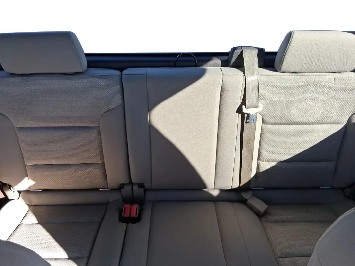 2016 GMC Sierra 1500 SLE (1GTV2MEC8GZ) with an EcoTec3 4.3L V-6 gasoline direct injection engine, 6A transmission, located at 1951 S Dayton Lakeview Rd., New Carlisle, OH, 45344, (937) 908-9800, 39.890999, -84.050255 - Need a truck that can handle Midwest weather, weekend projects, and that long stretch down I75 without breaking a sweat? This **2016 GMC Sierra 1500 SLE Double Cab 4WD** is built for real life in Moraine-whether you're hauling gear to a job site, towing the boat for a day near **Carillon Historical - Photo#13