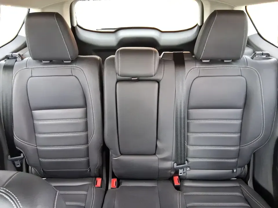 2019 Ford Escape SEL (1FMCU9HD7KU) with an 1.5L L4 DOHC 16V engine, 6A transmission, located at 1230 East Main St, Xenia, OH, 45385, (937) 908-9800, 39.688026, -83.910172 - Weekend road trips to John Bryan State Park, daily commutes down US-35, or the school-and-sports shuffle around Greene County-this 2019 Ford Escape SEL is the kind of compact SUV that fits real life in Xenia, Ohio. With confident AWD capability, a comfortable cabin, and practical cargo space, it's a - Photo#13