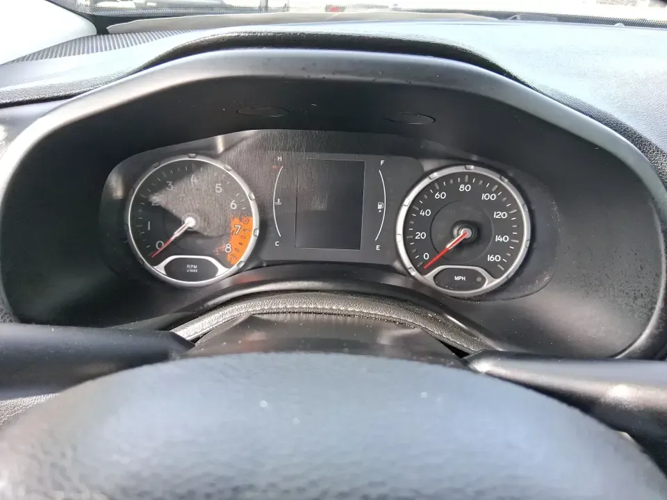 2017 Jeep Renegade Latitude 4x4 (ZACCJBBB3HP) with an 2.4L L4 DOHC 16V engine, 6M transmission, located at 401 Woodman Dr, Riverside, OH, 45431, (937) 908-9800, 39.760899, -84.123421 - Ready for the kind of week that starts with a smooth commute and ends with a spontaneous road trip? This 2017 Jeep Renegade Latitude 4WD is built for real life in Riverside, OH-whether you're navigating morning traffic toward Wright-Patterson AFB, packing up for a day at Eastwood MetroPark, or takin- Photo#15