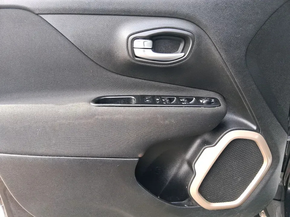 2017 Jeep Renegade Latitude 4x4 (ZACCJBBB3HP) with an 2.4L L4 DOHC 16V engine, 6M transmission, located at 401 Woodman Dr, Riverside, OH, 45431, (937) 908-9800, 39.760899, -84.123421 - Ready for the kind of week that starts with a smooth commute and ends with a spontaneous road trip? This 2017 Jeep Renegade Latitude 4WD is built for real life in Riverside, OH-whether you're navigating morning traffic toward Wright-Patterson AFB, packing up for a day at Eastwood MetroPark, or takin- Photo#18