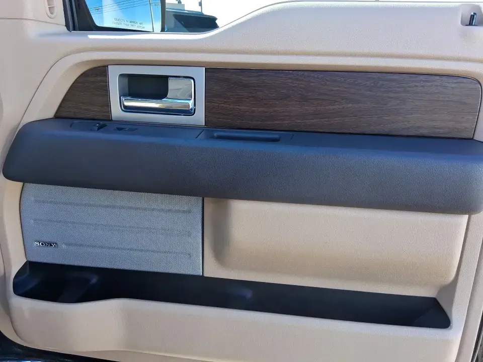 2013 Ford F-150 LARIAT (1FTFX1ETXDF) with an 3.5L V6 TURBO engine, 6-Speed Automatic transmission, located at 1099 N County Rd 25A, Troy, OH, 45373, (937) 908-9800, 40.057079, -84.212883 - Need one truck that can handle the weekday grind, the Saturday hardware-store run, and a spur-of-the-moment road trip up I-75? This 2013 Ford F-150 LARIAT 4WD is built for real life in Troy, Ohio-strong enough for towing and hauling, comfortable enough for long commutes, and refined enough to pull u - Photo#19