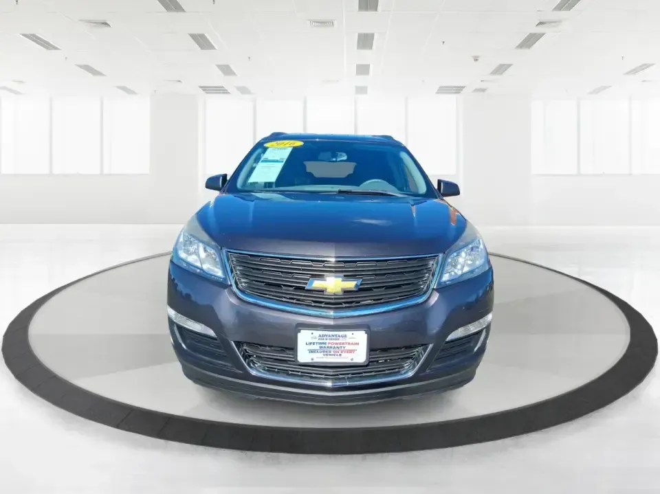 2016 Chevrolet Traverse LS (1GNKRFKDXGJ) with an 3.6L V-6 gasoline direct injection engine, 6A transmission, located at 401 Woodman Dr, Riverside, OH, 45431, (937) 908-9800, 39.760899, -84.123421 - Need one SUV that can handle school drop-offs, long commutes to Dayton, and weekend runs out toward John Bryan State Park without feeling cramped? This 2016 Chevrolet Traverse LS is built for real life-roomy seating for the whole crew, flexible cargo space for strollers or sports gear, and confident - Photo#5