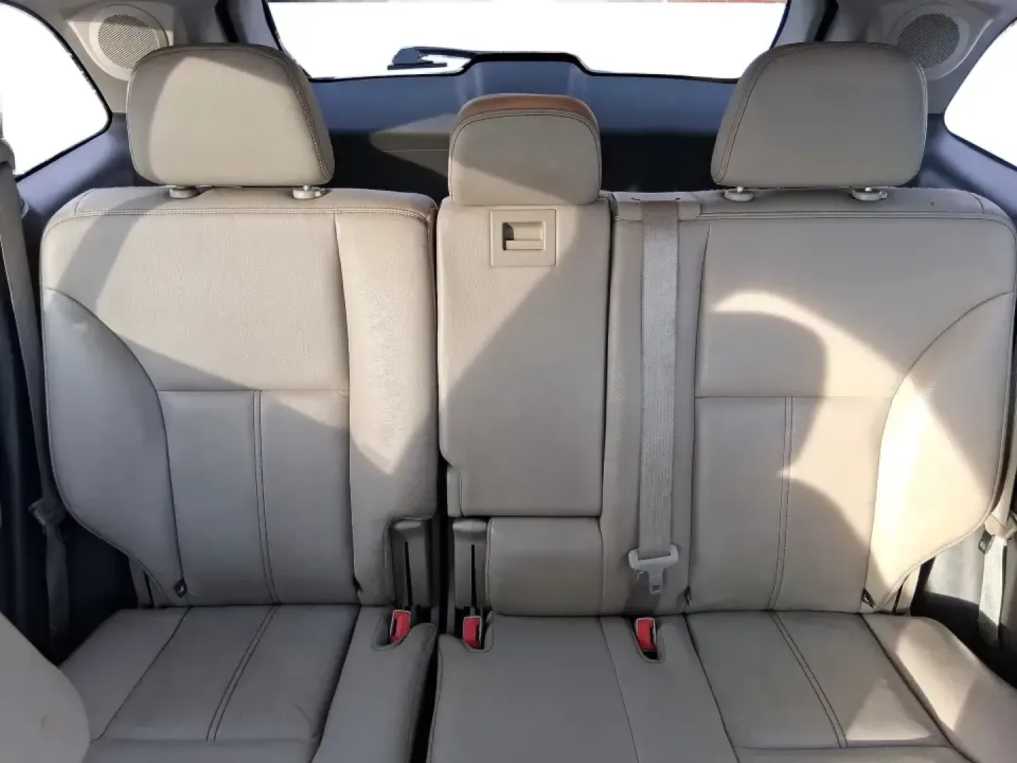 2011 Ford Edge Limited (2FMDK3KC0BB) with an 3.5L V-6 DOHC engine, 6-Speed Automatic transmission, located at 401 Woodman Dr, Riverside, OH, 45431, (937) 908-9800, 39.760899, -84.123421 - Load up the family, pack the cooler, and point the nose toward a weekend getaway-this 2011 Ford Edge Limited is the kind of SUV that fits real life in New Carlisle, from school drop-offs and grocery runs to road trips out toward Dayton or a quick escape to nearby parks. Finished in eye-catching Bord - Photo#14