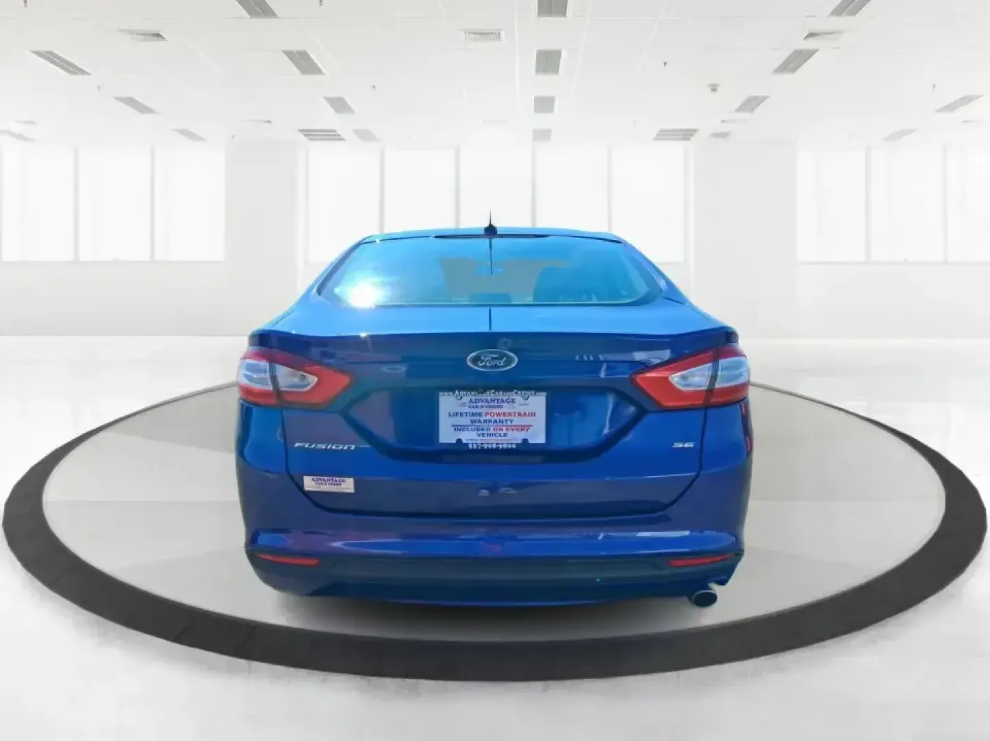 2016 Ford Fusion SE (1FA6P0H79G5) with an 2.5L L4 DOHC 16V engine, 6-Speed Automatic transmission, located at 401 Woodman Dr, Riverside, OH, 45431, (937) 908-9800, 39.760899, -84.123421 - Need a dependable sedan for the daily commute between Riverside and downtown Dayton, school drop-offs, or weekend runs out toward Wright-Patterson AFB and the National Museum of the U.S. Air Force? This 2016 Ford Fusion SE is built for real life-comfortable on longer stretches of I675, easy to park - Photo#3