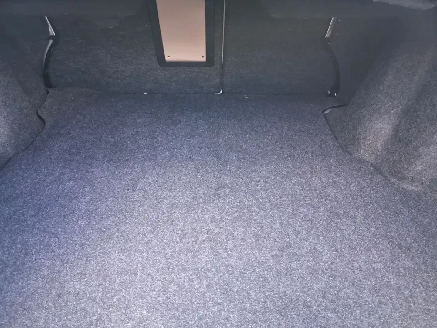 2014 Dodge Avenger SE (1C3CDZAB7EN) with an 2.4L L4 DOHC 16V engine, 4-Speed Automatic transmission, located at 4508 South Dixie Dr, Moraine, OH, 45439, (937) 908-9800, 39.689976, -84.218452 - Need a dependable sedan for the daily commute down I-75, quick school drop-offs, or weekend errands around Dayton-without the stress of traditional bank financing? This 2014 Dodge Avenger SE is a practical, comfortable choice for budget-conscious buyers who want a straightforward ride with the right - Photo#12