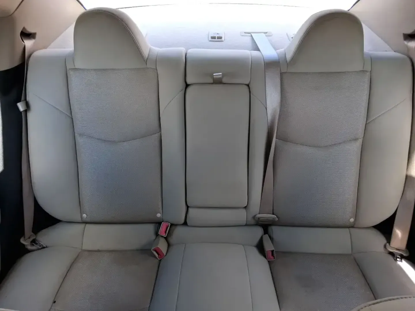 2014 Dodge Avenger SE (1C3CDZAB7EN) with an 2.4L L4 DOHC 16V engine, 4-Speed Automatic transmission, located at 4508 South Dixie Dr, Moraine, OH, 45439, (937) 908-9800, 39.689976, -84.218452 - Need a dependable sedan for the daily commute down I-75, quick school drop-offs, or weekend errands around Dayton-without the stress of traditional bank financing? This 2014 Dodge Avenger SE is a practical, comfortable choice for budget-conscious buyers who want a straightforward ride with the right - Photo#14