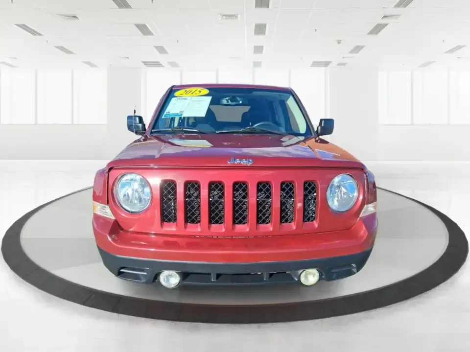 2015 Jeep Patriot Latitude 4WD (1C4NJRFB8FD) with an 2.4L L4 DOHC 16V engine, located at 1951 S Dayton Lakeview Rd., New Carlisle, OH, 45344, (937) 908-9800, 39.890999, -84.050255 - Weekend getaways to the Miami Valley, snowy commutes up I70, and everyday errands with room for friends and gear-this 2015 Jeep Patriot Latitude 4WD is built for drivers who want SUV versatility without giving up budget-friendly practicality. If your lifestyle includes hauling sports bags to practic - Photo#7