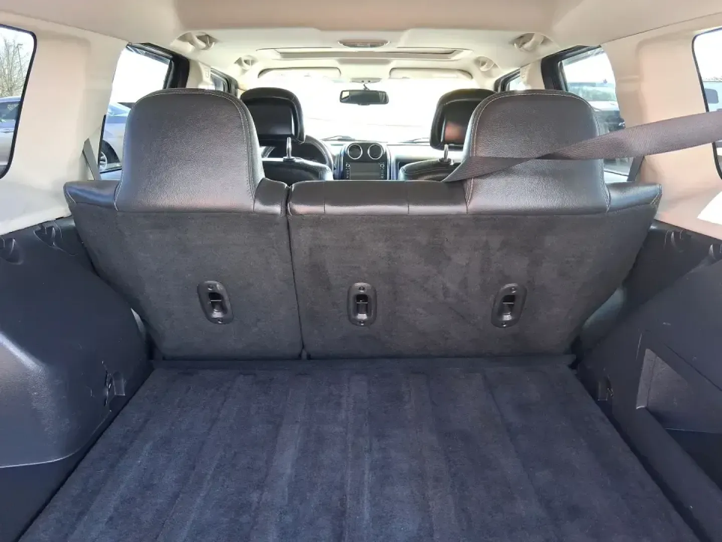 2015 Jeep Patriot Latitude 4WD (1C4NJRFB8FD) with an 2.4L L4 DOHC 16V engine, located at 1951 S Dayton Lakeview Rd., New Carlisle, OH, 45344, (937) 908-9800, 39.890999, -84.050255 - Weekend getaways to the Miami Valley, snowy commutes up I70, and everyday errands with room for friends and gear-this 2015 Jeep Patriot Latitude 4WD is built for drivers who want SUV versatility without giving up budget-friendly practicality. If your lifestyle includes hauling sports bags to practic - Photo#12