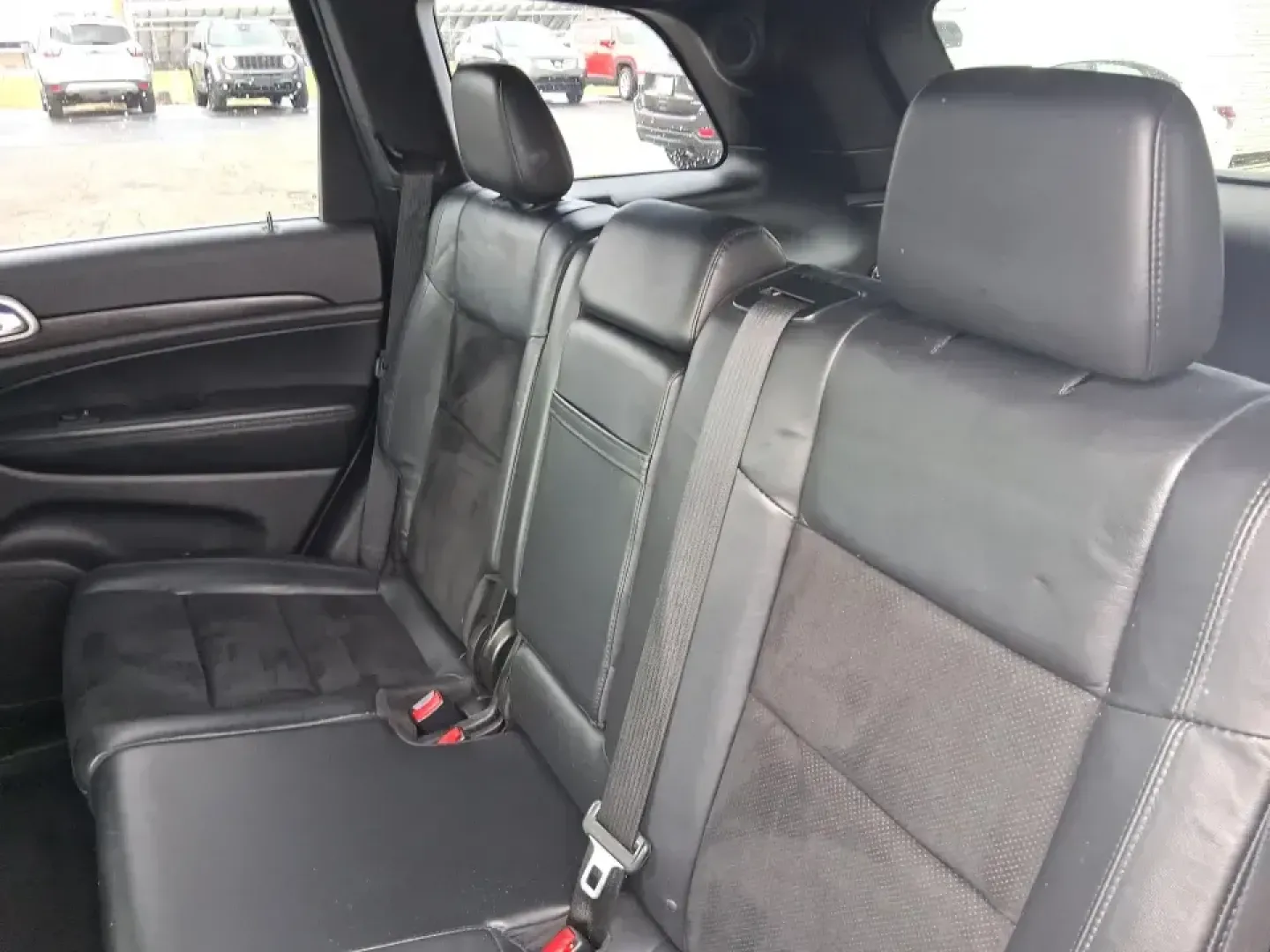 2015 Jeep Grand Cherokee Altitude (1C4RJFAG9FC) with an 3.6L V-6 DOHC engine, 8-Speed Automatic transmission, located at 1099 N County Rd 25A, Troy, OH, 45373, (937) 908-9800, 40.057079, -84.212883 - Weekend getaways to Hocking Hills, snowy school runs, or a confident daily commute up I75 feel easier when your SUV is built for real Ohio weather and real-life schedules. This 2015 Jeep Grand Cherokee Altitude in Bright White Clearcoat is the kind of capable, comfortable SUV that fits busy families - Photo#10