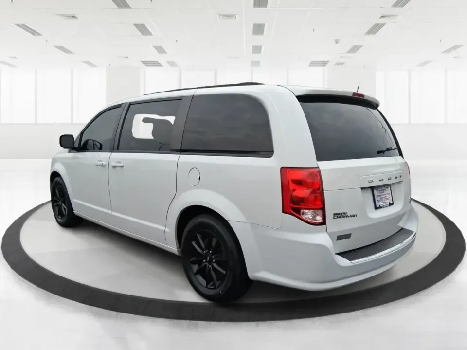 2019 Dodge Grand Caravan GT (2C4RDGEG1KR) with an Pentastar 3.6L V-6 DOHC engine, 6A transmission, located at 1184 Kauffman Ave, Fairborn, OH, 45324, (937) 908-9800, 39.807072, -84.030914 - Life gets busy fast-school drop-offs, grocery runs, weekend tournaments, and the occasional road trip to reset. This 2019 Dodge Grand Caravan GT is built for real-life schedules, giving growing families, rideshare-friendly commuters, and budget-conscious buyers the space and comfort of a well-equipp - Photo#4