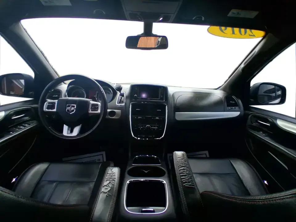 2019 Dodge Grand Caravan GT (2C4RDGEG1KR) with an Pentastar 3.6L V-6 DOHC engine, 6A transmission, located at 1184 Kauffman Ave, Fairborn, OH, 45324, (937) 908-9800, 39.807072, -84.030914 - Life gets busy fast-school drop-offs, grocery runs, weekend tournaments, and the occasional road trip to reset. This 2019 Dodge Grand Caravan GT is built for real-life schedules, giving growing families, rideshare-friendly commuters, and budget-conscious buyers the space and comfort of a well-equipp - Photo#21