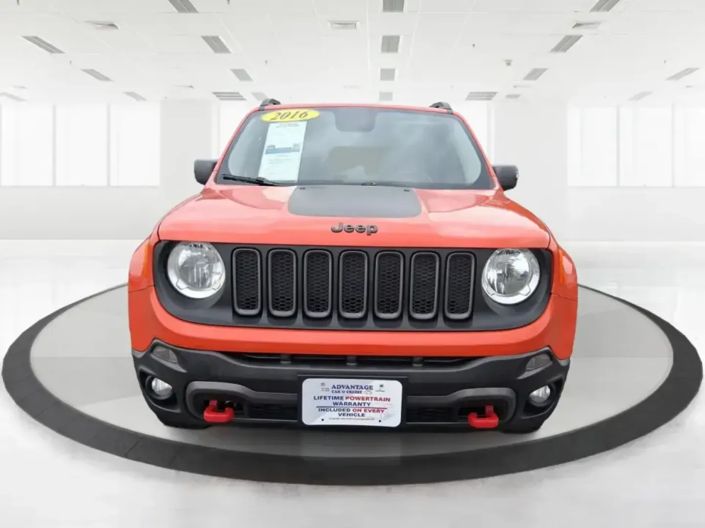 2016 Jeep Renegade Trailhawk (ZACCJBCT5GP) with an Tigershark MultiAir 2.4L I-4 variable valve contro engine, 9A transmission, located at 8750 N County Rd 25A, Piqua, OH, 45356, (937) 908-9800, 40.164391, -84.232513 - Weekend escapes, snowy commutes, and everyday errands feel easier when your crossover is ready for whatever Ohio throws your way. This **2016 Jeep Renegade Trailhawk** in eye-catching **Omaha Orange** is built for drivers who want real capability in a city-friendly size-perfect for exploring MetroPa - Photo#7