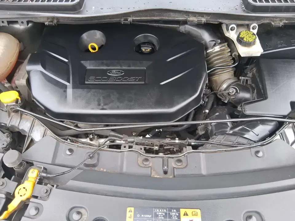 2017 Ford Escape Titanium (1FMCU9J94HU) with an 2.0L L4 DOHC 16V engine, 6A transmission, located at 8750 N County Rd 25A, Piqua, OH, 45356, (937) 908-9800, 40.164391, -84.232513 - Pack the gear, load up the family, and point the GPS toward your next weekend escape-this 2017 Ford Escape Titanium is the kind of compact SUV that fits real life in Piqua. Whether you're commuting up I75, running errands along N County Rd 25A, or planning a day trip to Lock 9 Park and the Great Mia - Photo#11