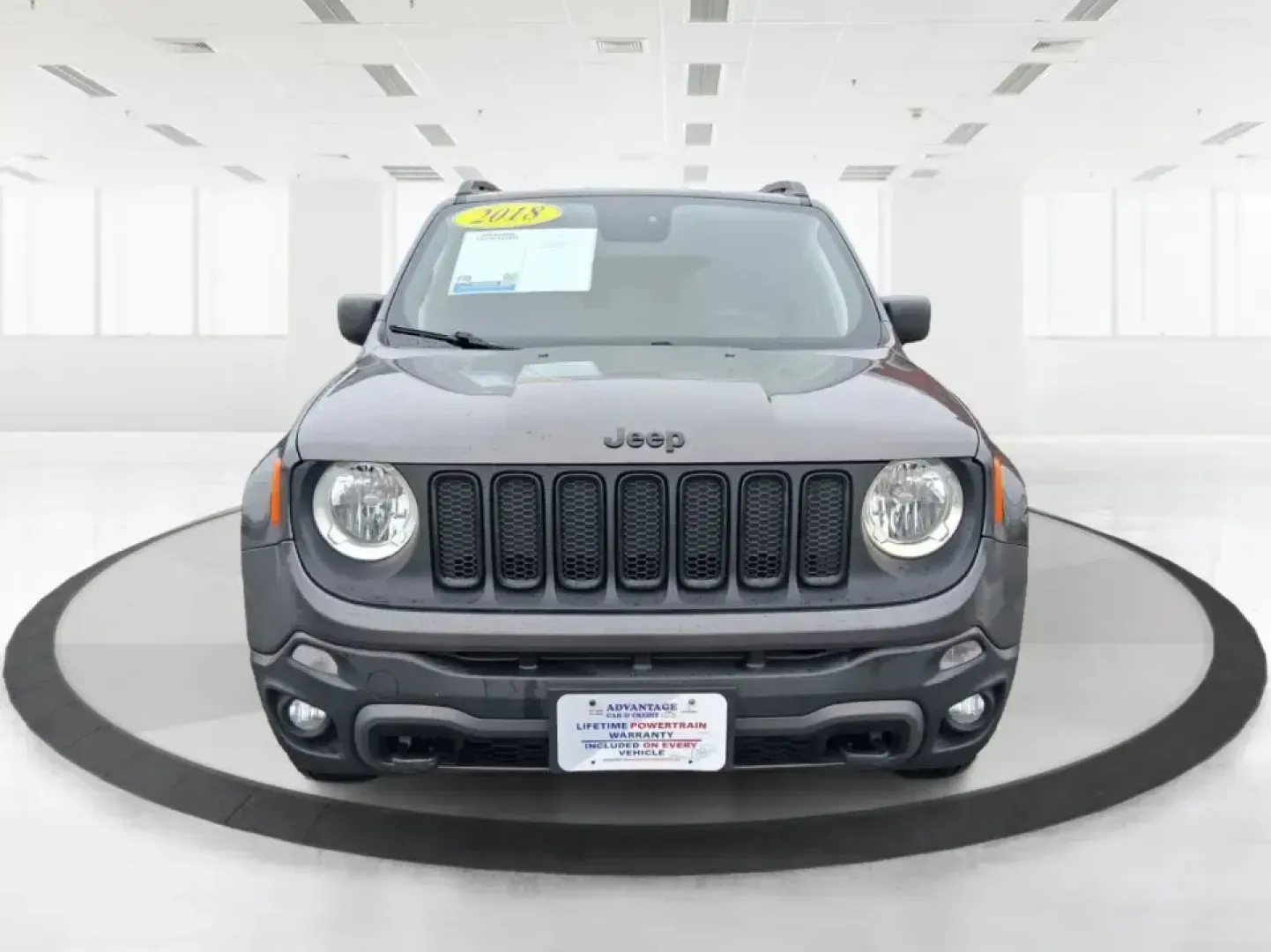 2018 Jeep Renegade Upland Edition 4x4 (ZACCJBAB1JP) with an Tigershark MultiAir 2.4L I-4 variable valve contro engine, 6M transmission, located at 1230 East Main St, Xenia, OH, 45385, (937) 908-9800, 39.688026, -83.910172 - Weekend getaways to John Bryan State Park, snowy commutes down US-35, or daily school-and-grocery runs around Xenia all get easier when you've got a compact SUV that's sized for city parking but ready for Ohio backroads. This 2018 Jeep Renegade Upland Edition 4x4 brings that go-anywhere, do-everythi - Photo#7