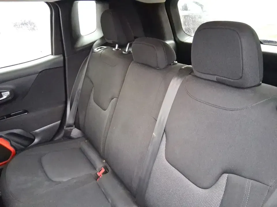 2018 Jeep Renegade Upland Edition 4x4 (ZACCJBAB1JP) with an Tigershark MultiAir 2.4L I-4 variable valve contro engine, 6M transmission, located at 1230 East Main St, Xenia, OH, 45385, (937) 908-9800, 39.688026, -83.910172 - Weekend getaways to John Bryan State Park, snowy commutes down US-35, or daily school-and-grocery runs around Xenia all get easier when you've got a compact SUV that's sized for city parking but ready for Ohio backroads. This 2018 Jeep Renegade Upland Edition 4x4 brings that go-anywhere, do-everythi - Photo#10