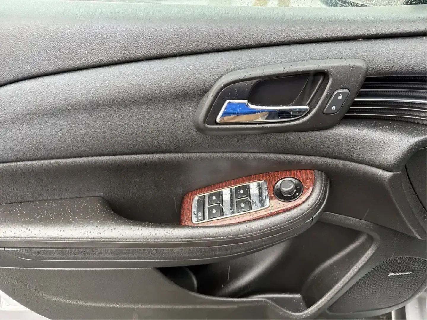 2013 Chevrolet Malibu 2LT (1G11E5SA7DF) with an ECOTEC 2.5L I-4 gasoline direct injection engine, 6-Speed Automatic transmission, located at 1099 N County Rd 25A, Troy, OH, 45373, (937) 908-9800, 40.057079, -84.212883 - Need a reliable commuter that's comfortable for I75 runs, errands around Troy, and the occasional weekend escape to Charleston Falls Preserve? This 2013 Chevrolet Malibu 2LT is the kind of practical, polished sedan that fits real life-easy to park downtown, smooth on longer drives, and roomy enough - Photo#19