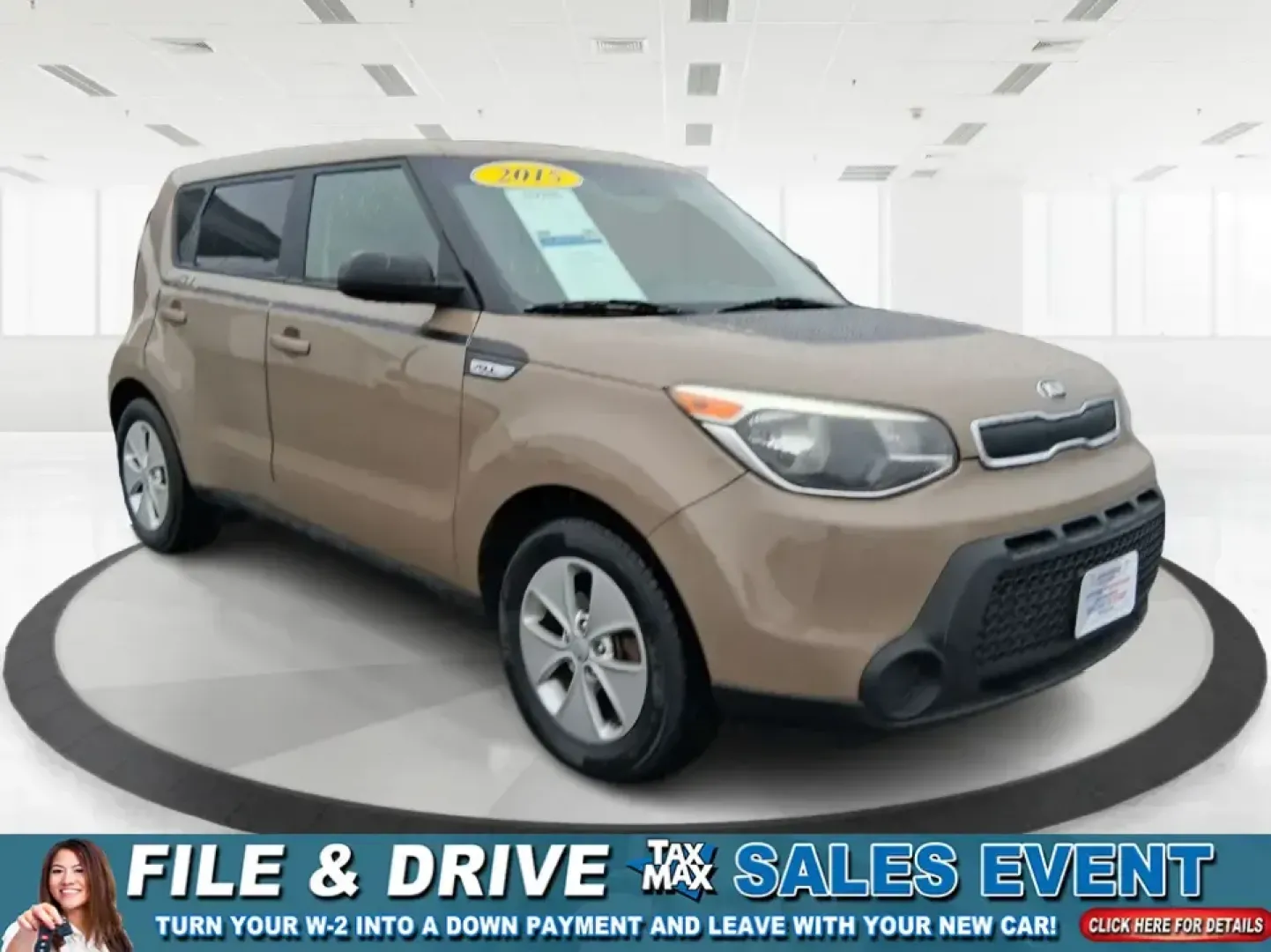 2015 Kia Soul Base (KNDJN2A25F7) with an 1.6L L4 DOHC 16V engine, located at 1099 N County Rd 25A, Troy, OH, 45373, (937) 908-9800, 40.057079, -84.212883 - Picture your next week in Troy: an easy commute up N County Rd 25A, a quick grocery run near the Miami County Fairgrounds, and a Saturday drive down I75 for a Dayton day trip-without stressing over parking, fuel costs, or tight cargo space. This 2015 Kia Soul Base is built for real life, making it a - Photo#0