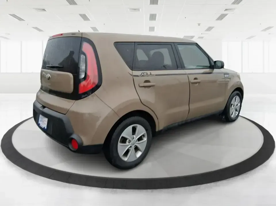 2015 Kia Soul Base (KNDJN2A25F7) with an 1.6L L4 DOHC 16V engine, located at 1099 N County Rd 25A, Troy, OH, 45373, (937) 908-9800, 40.057079, -84.212883 - Picture your next week in Troy: an easy commute up N County Rd 25A, a quick grocery run near the Miami County Fairgrounds, and a Saturday drive down I75 for a Dayton day trip-without stressing over parking, fuel costs, or tight cargo space. This 2015 Kia Soul Base is built for real life, making it a - Photo#2
