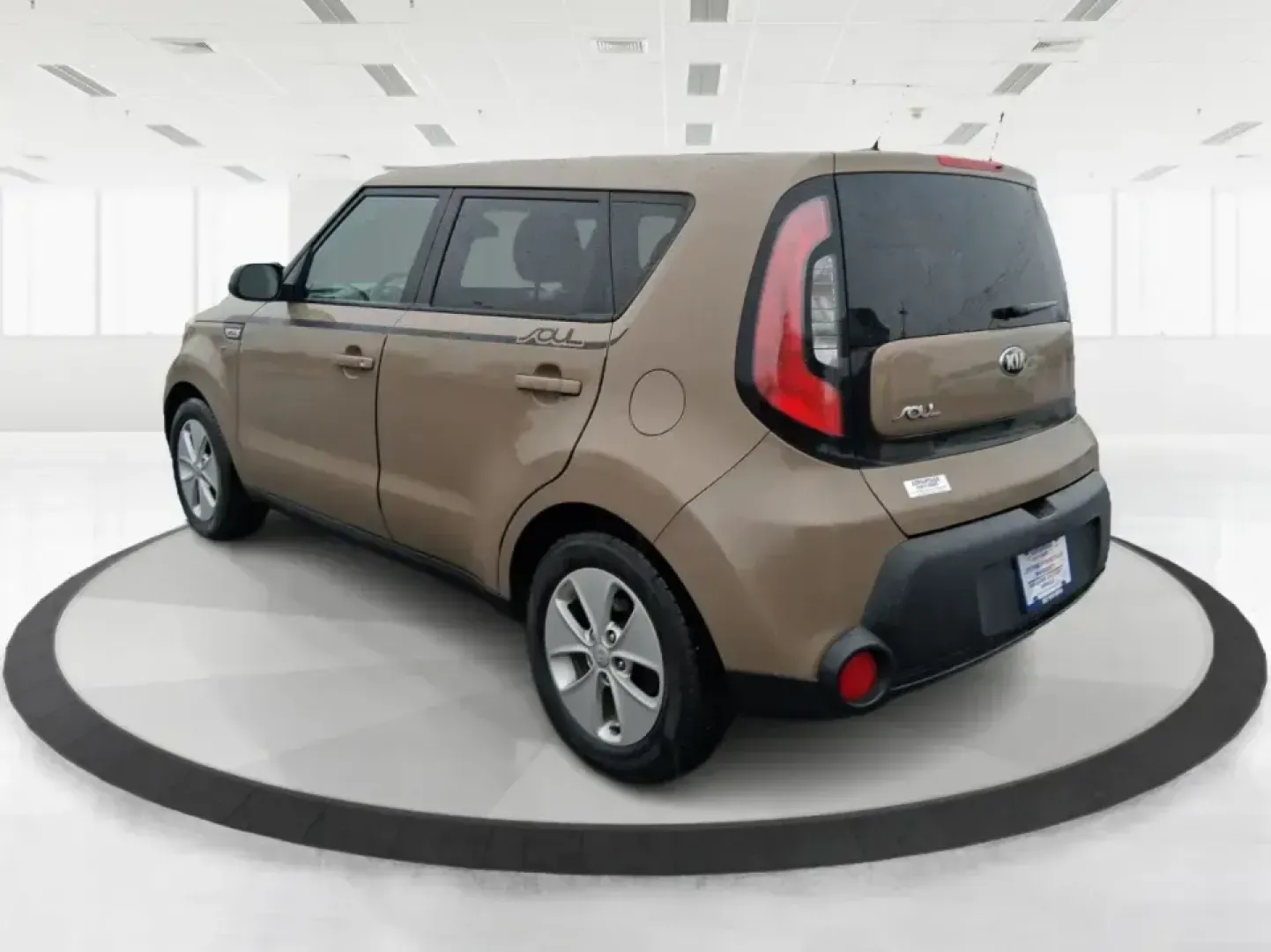 2015 Kia Soul Base (KNDJN2A25F7) with an 1.6L L4 DOHC 16V engine, located at 1099 N County Rd 25A, Troy, OH, 45373, (937) 908-9800, 40.057079, -84.212883 - Picture your next week in Troy: an easy commute up N County Rd 25A, a quick grocery run near the Miami County Fairgrounds, and a Saturday drive down I75 for a Dayton day trip-without stressing over parking, fuel costs, or tight cargo space. This 2015 Kia Soul Base is built for real life, making it a - Photo#4