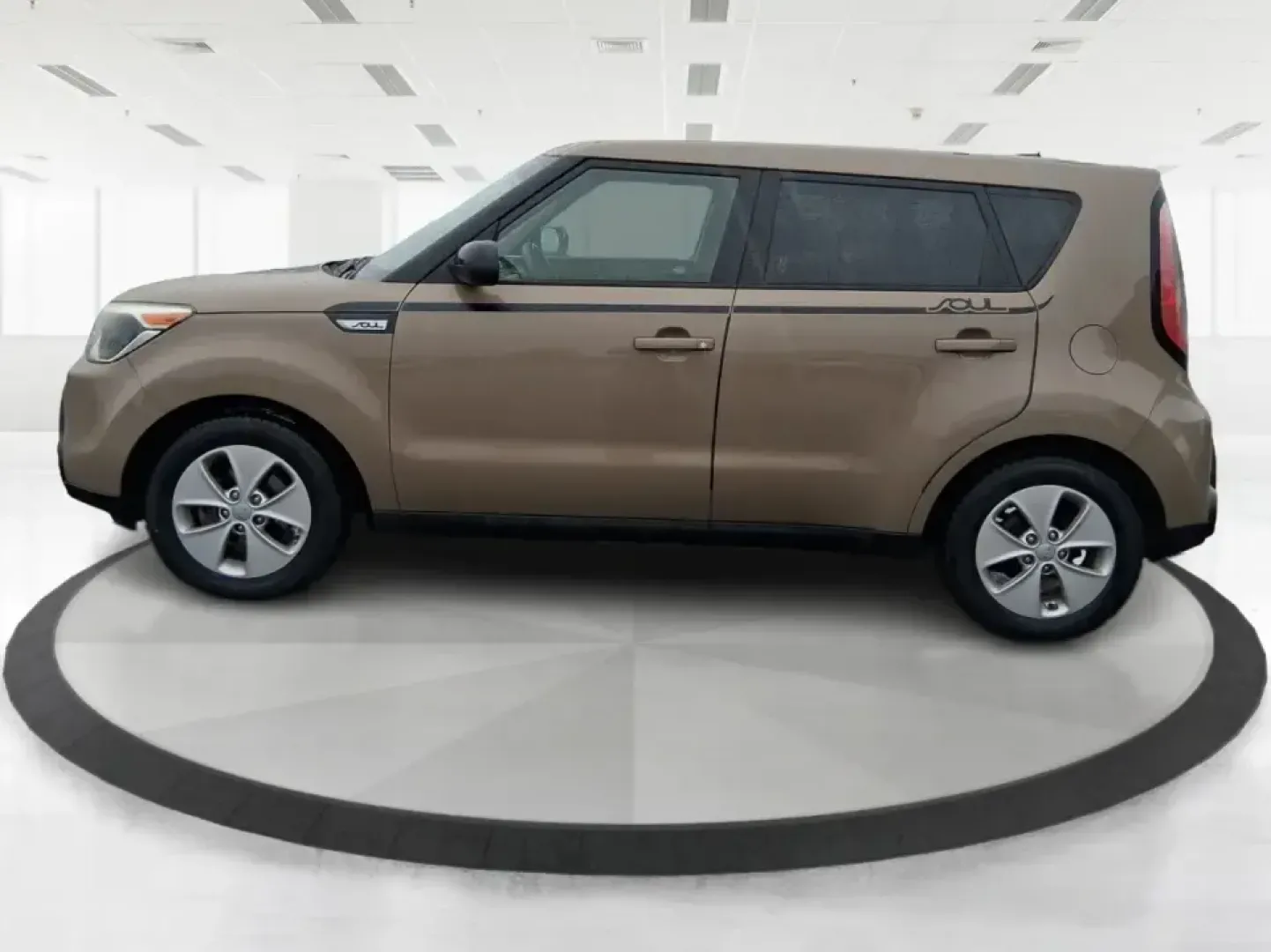 2015 Kia Soul Base (KNDJN2A25F7) with an 1.6L L4 DOHC 16V engine, located at 1099 N County Rd 25A, Troy, OH, 45373, (937) 908-9800, 40.057079, -84.212883 - Picture your next week in Troy: an easy commute up N County Rd 25A, a quick grocery run near the Miami County Fairgrounds, and a Saturday drive down I75 for a Dayton day trip-without stressing over parking, fuel costs, or tight cargo space. This 2015 Kia Soul Base is built for real life, making it a - Photo#5