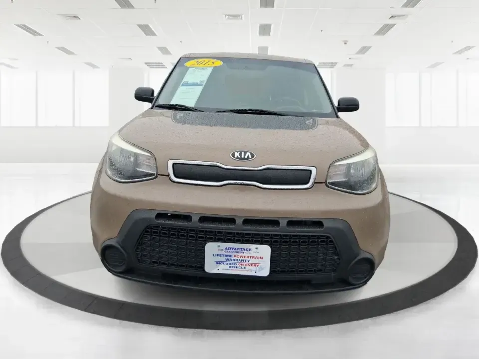 2015 Kia Soul Base (KNDJN2A25F7) with an 1.6L L4 DOHC 16V engine, located at 1099 N County Rd 25A, Troy, OH, 45373, (937) 908-9800, 40.057079, -84.212883 - Picture your next week in Troy: an easy commute up N County Rd 25A, a quick grocery run near the Miami County Fairgrounds, and a Saturday drive down I75 for a Dayton day trip-without stressing over parking, fuel costs, or tight cargo space. This 2015 Kia Soul Base is built for real life, making it a - Photo#7