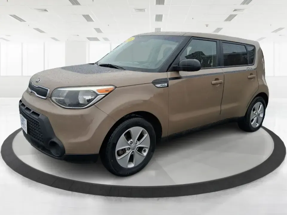 2015 Kia Soul Base (KNDJN2A25F7) with an 1.6L L4 DOHC 16V engine, located at 1099 N County Rd 25A, Troy, OH, 45373, (937) 908-9800, 40.057079, -84.212883 - Picture your next week in Troy: an easy commute up N County Rd 25A, a quick grocery run near the Miami County Fairgrounds, and a Saturday drive down I75 for a Dayton day trip-without stressing over parking, fuel costs, or tight cargo space. This 2015 Kia Soul Base is built for real life, making it a - Photo#8