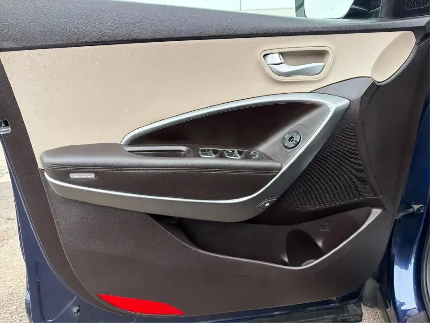 2018 Hyundai Santa Fe 2.4L (5XYZTDLB6JG) with an Theta II 2.4L I-4 gasoline direct injection engine, 6A transmission, located at 8750 N County Rd 25A, Piqua, OH, 45356, (937) 908-9800, 40.164391, -84.232513 - Road trips to Indian Lake, snowy school runs, and everyday commuting up and down I75 feel a lot easier when your SUV is roomy, confident in bad weather, and comfortable for everyone on board. This 2018 Hyundai Santa Fe 2.4L in striking Nightfall Blue is a practical, family-friendly sport utility tha - Photo#19