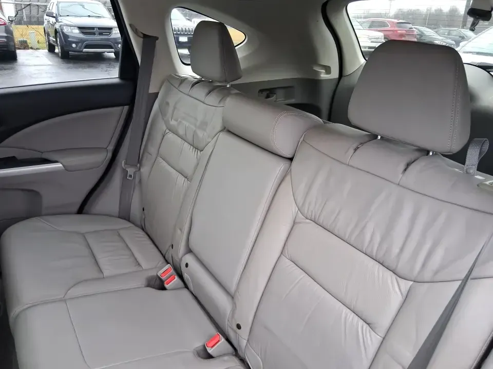 2013 Honda CR-V EX-L (2HKRM4H74DH) with an 2.4L I-4 DOHC engine, 5-Speed Automatic transmission, located at 1184 Kauffman Ave, Fairborn, OH, 45324, (937) 908-9800, 39.807072, -84.030914 - Picture your next weekend: a quick run up I75 for a Dayton Dragons game, a family trip to Treasure Island Park, or a snowy school-morning commute across Troy-without stressing about space, comfort, or traction. This 2013 Honda CRV EXL in Twilight Blue Metallic is the kind of do-it-all SUV that fits - Photo#10