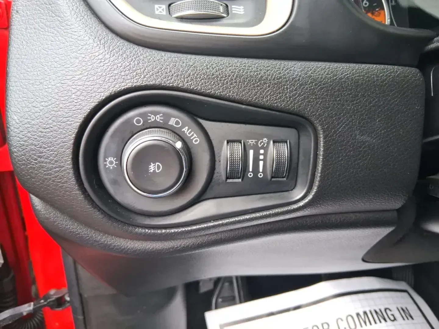 2016 Jeep Renegade Latitude (ZACCJBBT1GP) with an 2.4L L4 DOHC 16V engine, 6M transmission, located at 1184 Kauffman Ave, Fairborn, OH, 45324, (937) 908-9800, 39.807072, -84.030914 - Picture your next Ohio weekend: a quick commute from Fairborn to Wright-Patterson AFB during the week, then a spontaneous road trip to Yellow Springs or an afternoon exploring the trails near John Bryan State Park when the weather's perfect. This 2016 Jeep Renegade Latitude in bold Colorado Red is b - Photo#17