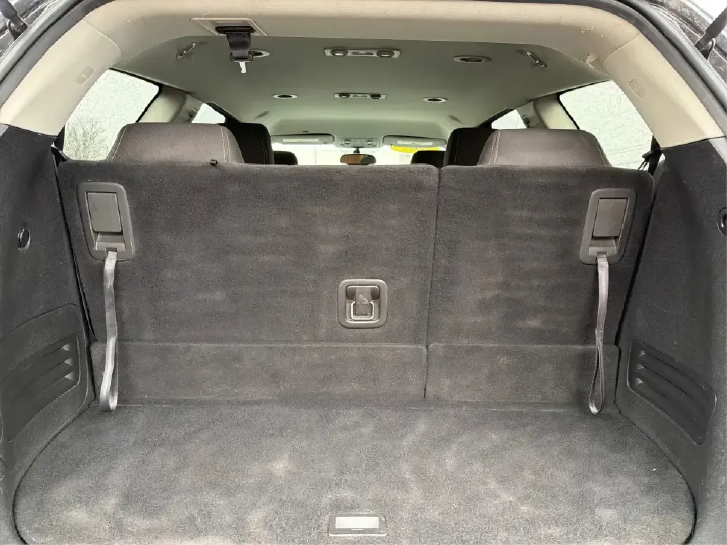 2017 Chevrolet Traverse 1LT (1GNKRGKD8HJ) with an 3.6L V-6 gasoline direct injection engine, 6A transmission, located at 8750 N County Rd 25A, Piqua, OH, 45356, (937) 908-9800, 40.164391, -84.232513 - Pack the kids, load the cooler, and point the nose north for a weekend at Indian Lake or a quick day trip to Dayton-this 2017 Chevrolet Traverse 1LT is the kind of three-row SUV that fits real life in West Central Ohio. With roomy seating, family-friendly flexibility, and the confident feel of a V6, - Photo#12