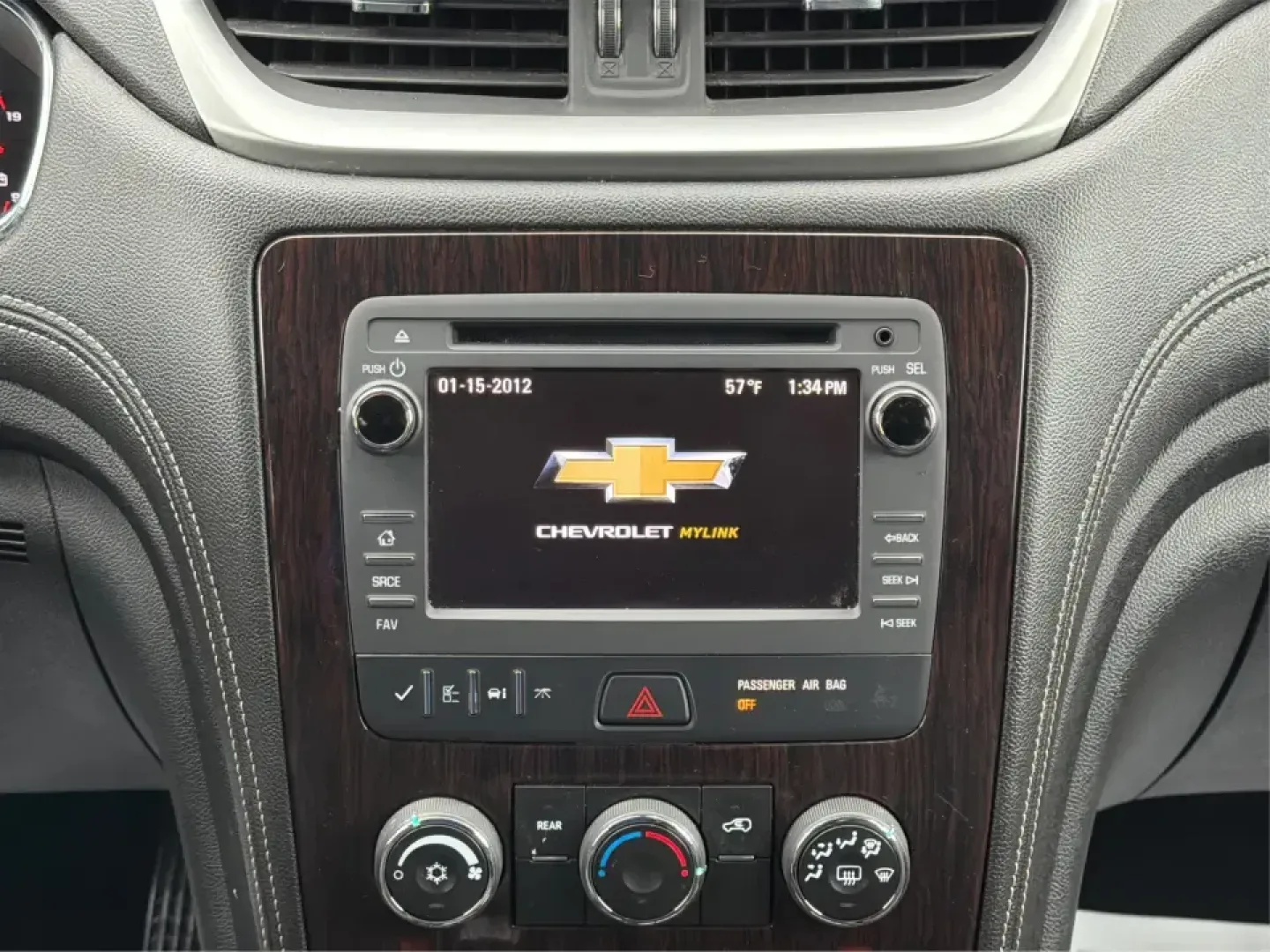 2017 Chevrolet Traverse 1LT (1GNKRGKD8HJ) with an 3.6L V-6 gasoline direct injection engine, 6A transmission, located at 8750 N County Rd 25A, Piqua, OH, 45356, (937) 908-9800, 40.164391, -84.232513 - Pack the kids, load the cooler, and point the nose north for a weekend at Indian Lake or a quick day trip to Dayton-this 2017 Chevrolet Traverse 1LT is the kind of three-row SUV that fits real life in West Central Ohio. With roomy seating, family-friendly flexibility, and the confident feel of a V6, - Photo#13