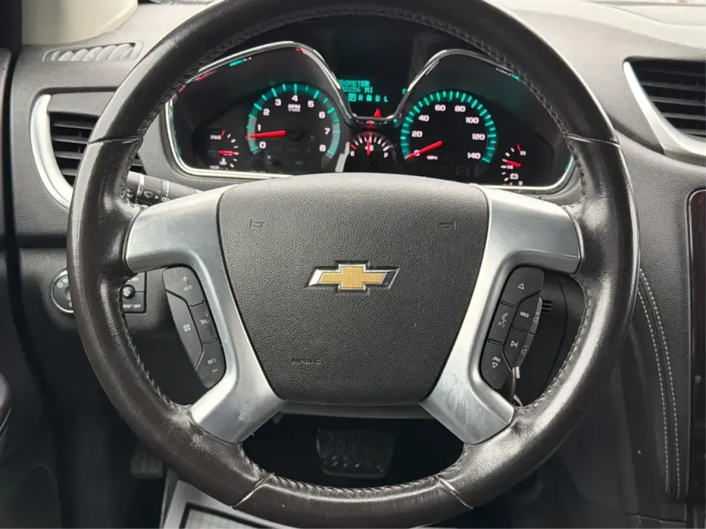 2017 Chevrolet Traverse 1LT (1GNKRGKD8HJ) with an 3.6L V-6 gasoline direct injection engine, 6A transmission, located at 8750 N County Rd 25A, Piqua, OH, 45356, (937) 908-9800, 40.164391, -84.232513 - Pack the kids, load the cooler, and point the nose north for a weekend at Indian Lake or a quick day trip to Dayton-this 2017 Chevrolet Traverse 1LT is the kind of three-row SUV that fits real life in West Central Ohio. With roomy seating, family-friendly flexibility, and the confident feel of a V6, - Photo#16