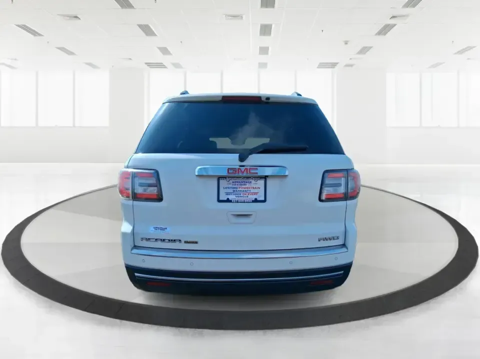 2017 GMC Acadia Base (1GKKVSKD1HJ) with an 3.6L V6 DOHC 24V engine, 6A transmission, located at 1951 S Dayton Lakeview Rd., New Carlisle, OH, 45344, (937) 908-9800, 39.890999, -84.050255 - Load up the family, point the hood toward I70, and make every mile feel easy in this 2017 GMC Acadia-an SUV that's built for real life in and around New Carlisle, Ohio. Whether you're doing school drop-offs, commuting toward Dayton, or planning a weekend run to Buck Creek State Park, this Acadia giv - Photo#3