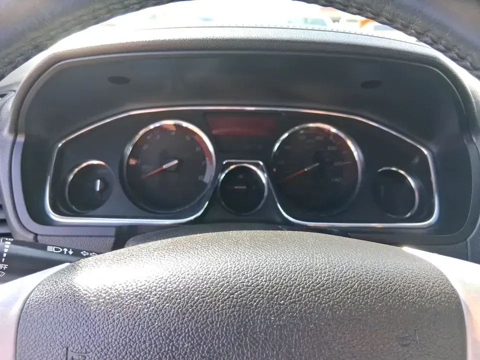 2017 GMC Acadia Base (1GKKVSKD1HJ) with an 3.6L V6 DOHC 24V engine, 6A transmission, located at 1951 S Dayton Lakeview Rd., New Carlisle, OH, 45344, (937) 908-9800, 39.890999, -84.050255 - Load up the family, point the hood toward I70, and make every mile feel easy in this 2017 GMC Acadia-an SUV that's built for real life in and around New Carlisle, Ohio. Whether you're doing school drop-offs, commuting toward Dayton, or planning a weekend run to Buck Creek State Park, this Acadia giv - Photo#15