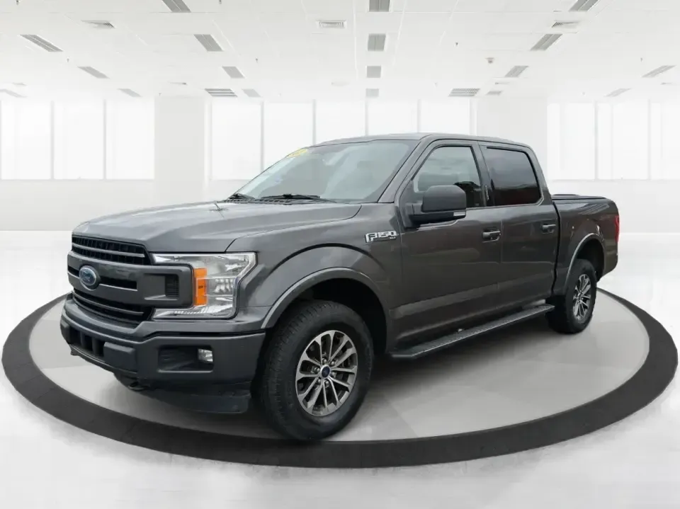 2018 Ford F-150 XLT (1FTEW1EG0JF) with an 3.5L V6 TURBO engine, 6A transmission, located at 880 E. National Road, Vandalia, OH, 45377, (937) 908-9800, 39.891918, -84.183594 - Built for Ohio workweeks and weekend getaways, this 2018 Ford F-150 XLT Crew Cab is the kind of truck that fits real life-hauling home-improvement supplies, towing the toys for a day at the lake, or cruising I-75 with the whole crew in comfort. Finished in Stone Gray and powered by a responsive 3.5L - Photo#8