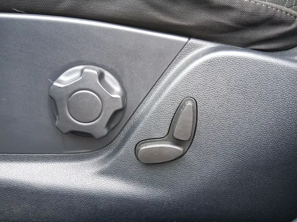 2019 Ford EcoSport SE (MAJ6S3GL7KC) with an 2L I-4 gasoline direct injection engine, 6A transmission, located at 1230 East Main St, Xenia, OH, 45385, (937) 908-9800, 39.688026, -83.910172 - Weekend getaways to Caesar Creek, daily commutes down US35, and quick errands around Greene County feel easier in a compact SUV that's sized for real life. This **2019 Ford EcoSport SE** is the kind of do-it-all crossover that fits tight parking spots in downtown Xenia, still has room for groceries - Photo#17