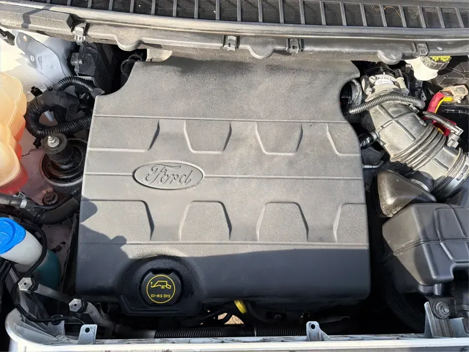 2017 Ford Edge Titanium (2FMPK4K87HB) with an 3.5L V6 DOHC 24V engine, 6A transmission, located at 401 Woodman Dr, Riverside, OH, 45431, (937) 908-9800, 39.760899, -84.123421 - Pack up the family, load the cargo area, and point the hood toward your next weekend getaway-this 2017 Ford Edge Titanium is the kind of SUV that makes everyday life in Xenia easier and road trips across Ohio more comfortable. With confident AWD capability, a strong 3.5L V6, and premium Titanium ame - Photo#11