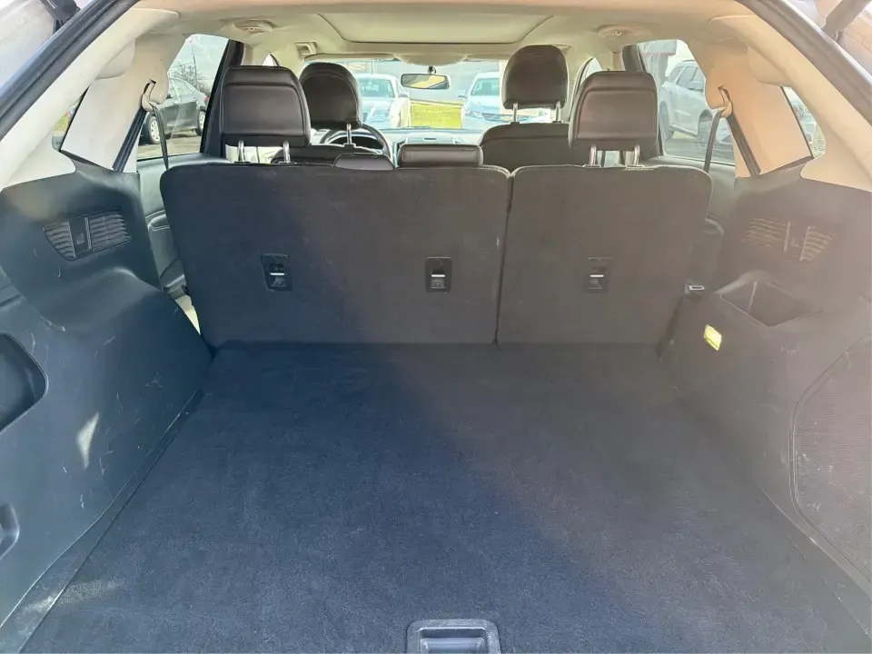 2017 Ford Edge Titanium AWD (2FMPK4K87HB) with an 3.5L V6 DOHC 24V engine, 6A transmission, located at 8750 N County Rd 25A, Piqua, OH, 45356, (937) 908-9800, 40.164391, -84.232513 - Pack up the crew, cue the playlist, and point the nose toward I75-this 2017 Ford Edge Titanium AWD is built for real life in west-central Ohio, whether you're juggling school drop-offs, commuting to Dayton, or planning a weekend escape to the Miami Valley. With confident all-wheel drive, a comfortab- Photo#12