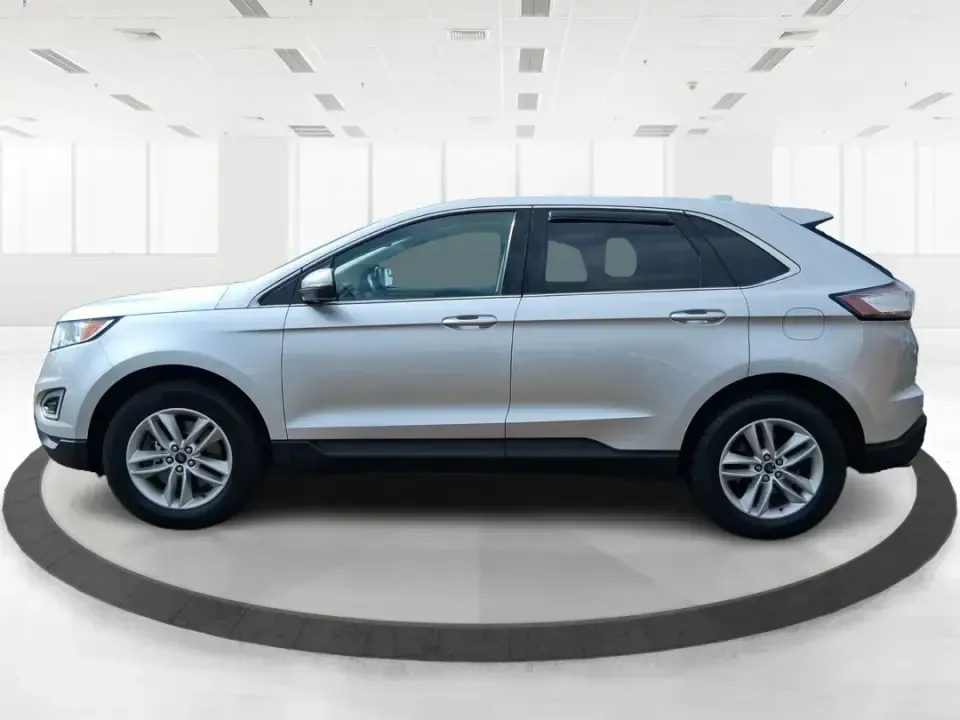 2016 Ford Edge SEL (2FMPK4J88GB) with an 3.5L V6 DOHC 24V engine, 6A transmission, located at 1099 N County Rd 25A, Troy, OH, 45373, (937) 908-9800, 40.057079, -84.212883 - Need one SUV that can handle school drop-offs, long commutes to Dayton, and spontaneous weekend getaways without feeling like a chore? This **2016 Ford Edge SEL** is built for real-life driving in and around **Xenia, Ohio**-with the comfort your family wants, the confidence you need in changing weat - Photo#5