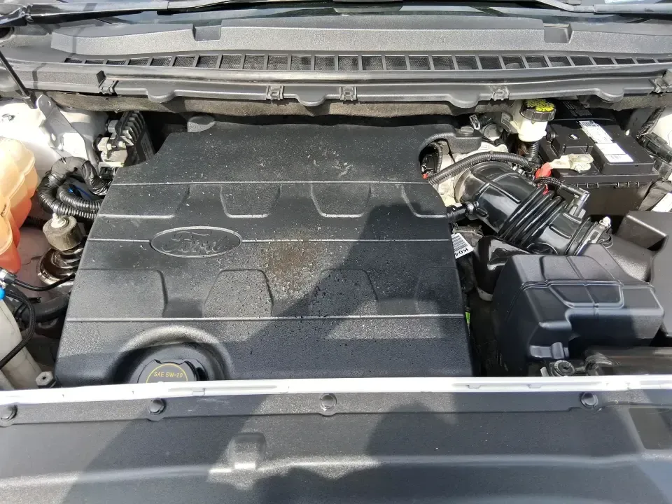 2016 Ford Edge SEL (2FMPK4J88GB) with an 3.5L V6 DOHC 24V engine, 6A transmission, located at 1099 N County Rd 25A, Troy, OH, 45373, (937) 908-9800, 40.057079, -84.212883 - Need one SUV that can handle school drop-offs, long commutes to Dayton, and spontaneous weekend getaways without feeling like a chore? This **2016 Ford Edge SEL** is built for real-life driving in and around **Xenia, Ohio**-with the comfort your family wants, the confidence you need in changing weat - Photo#11