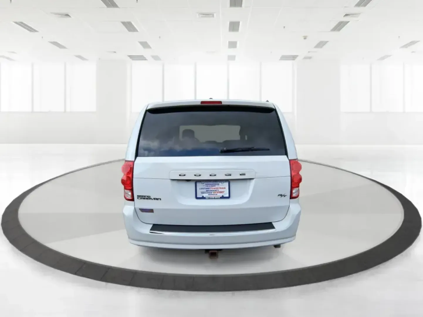 2015 Dodge Grand Caravan R/T (2C4RDGEG8FR) with an 3.6L V-6 DOHC engine, 6-Speed Automatic transmission, located at 8750 N County Rd 25A, Piqua, OH, 45356, (937) 908-9800, 40.164391, -84.232513 - Load up the kids, the cooler, and the weekend plans-this 2015 Dodge Grand Caravan R/T is built for real life in West Central Ohio, whether you're running the school drop-off line, commuting up I75, or heading out for a road-trip to Indian Lake. With family-friendly space, smart comfort features, and - Photo#3