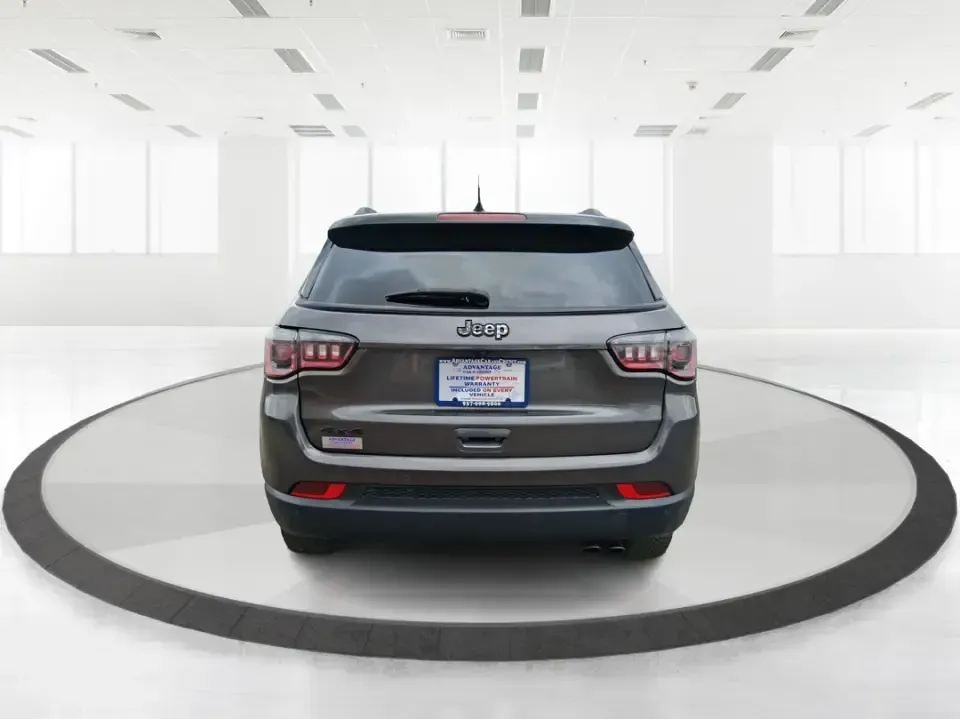 2019 Jeep Compass Altitude 4x4 (3C4NJDBB2KT) with an Tigershark MultiAir 2.4L I-4 variable valve contro engine, located at 4508 South Dixie Dr, Moraine, OH, 45439, (937) 908-9800, 39.689976, -84.218452 - Whether you're planning weekend trips to Caesar Creek, tackling snowy Dayton-area mornings, or just want a confident daily driver for I-75 and SR-725, this 2019 Jeep Compass Altitude 4x4 is built for real life in Southwest Ohio. With its SUV versatility, sure-footed 4x4 capability, and a comfortable - Photo#3