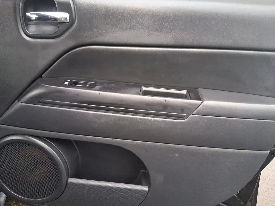 2015 Jeep Patriot Latitude (1C4NJRFB8FD) with an 2.4L I-4 DOHC engine, located at 1951 S Dayton Lakeview Rd., New Carlisle, OH, 45344, (937) 908-9800, 39.890999, -84.050255 - Weekend escapes, snowy school runs, and daily commutes down I75 all get easier when you've got an SUV that's ready for Ohio weather and real-life schedules. This **2015 Jeep Patriot Latitude 4WD** is a practical choice for drivers who want the Jeep look and capability without the oversized footprint - Photo#18