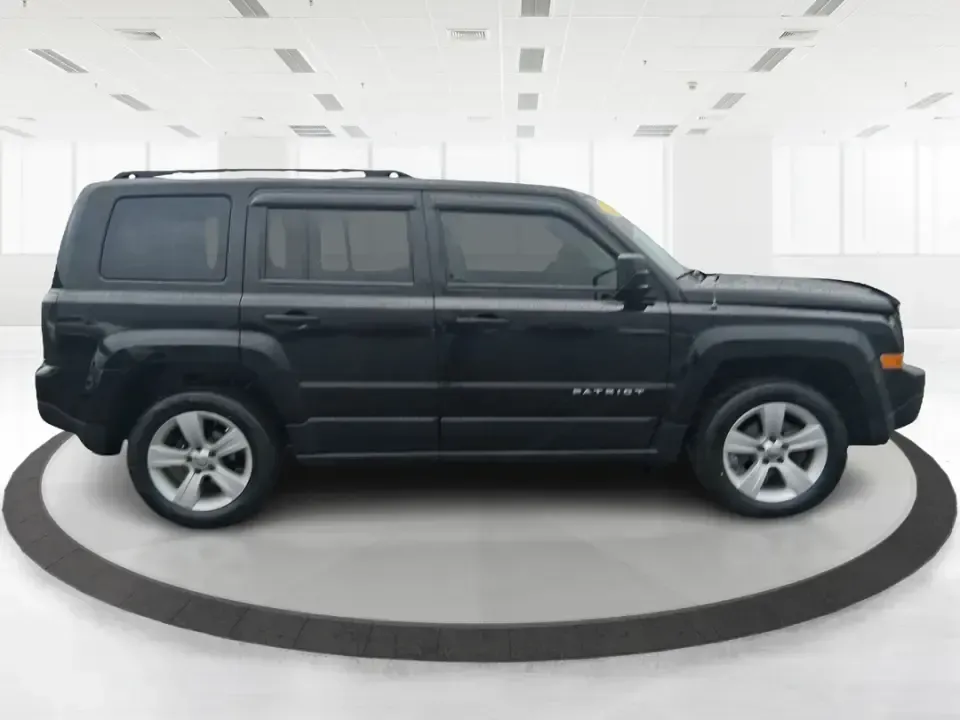2015 Jeep Patriot Latitude (1C4NJRFB8FD) with an 2.4L I-4 DOHC engine, located at 1184 Kauffman Ave, Fairborn, OH, 45324, (937) 908-9800, 39.807072, -84.030914 - Weekend escapes, snowy school runs, and daily commutes down I75 all get easier when you've got an SUV that's ready for Ohio weather and real-life schedules. This **2015 Jeep Patriot Latitude 4WD** is a practical choice for drivers who want the Jeep look and capability without the oversized footprint - Photo#1