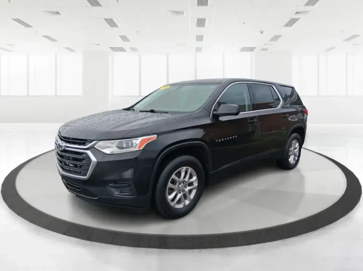 2018 Chevrolet Traverse LS (1GNERFKW3JJ) with an 3.6L V-6 gasoline direct injection engine, 9A transmission, located at 1184 Kauffman Ave, Fairborn, OH, 45324, (937) 908-9800, 39.807072, -84.030914 - Ready for the real world-school drop-offs, long commutes to Wright-Patterson AFB, and weekend road trips out toward Yellow Springs-this 2018 Chevrolet Traverse LS is the kind of three-row SUV that makes busy life easier. With confident space for people and gear, a smooth ride for I675/I70 driving, a - Photo#7