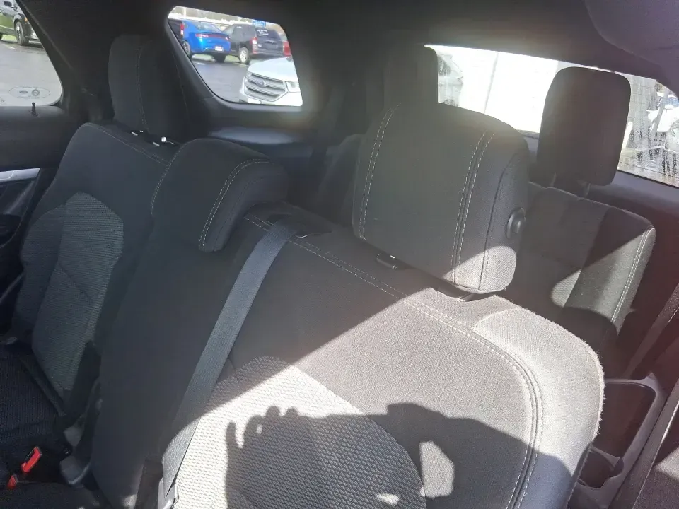 2017 Ford Explorer XLT (1FM5K8DH9HG) with an 2.3L L4 DOHC 16V engine, 6A transmission, located at 4508 South Dixie Dr, Moraine, OH, 45439, (937) 908-9800, 39.689976, -84.218452 - Weekend road trips to Caesar Creek, daily school drop-offs, or a comfortable commute down I75-this 2017 Ford Explorer XLT is built for real life in the Miami Valley. With three-row versatility, confident capability, and practical comfort, it's a smart choice for growing families, active couples, and - Photo#10